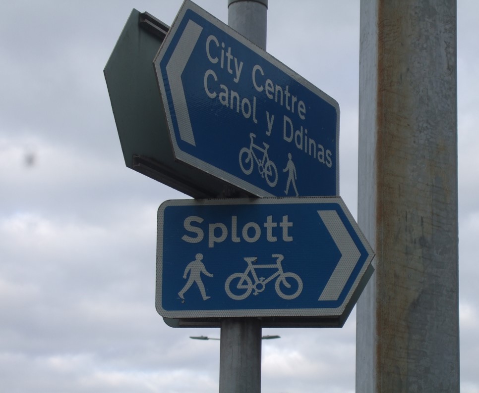 Road sign: Splott